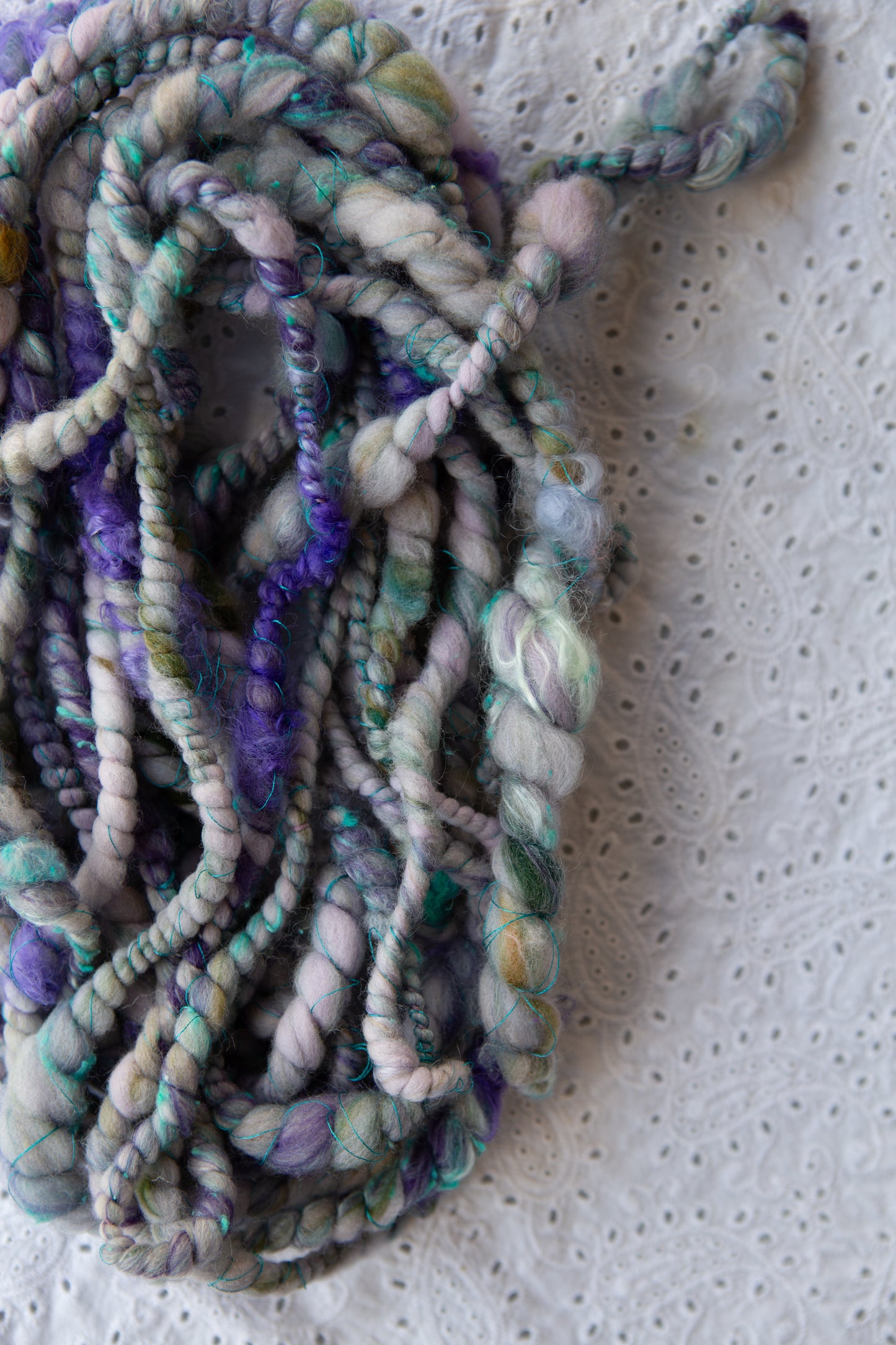 006// Art Yarn